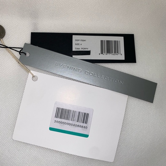 Halston Heritage - Picture 7 of 7